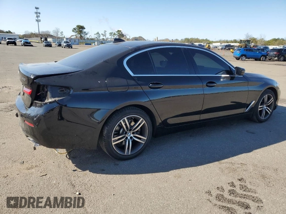 2022 BMW 5 Series 530i xDrive with VIN WBA13BJ04NWX65199, listed as a Copart auction lot 52168025 with 37,633 mi miles and Salvage Title. Bid and sale history available at carsss.com. Image 3.