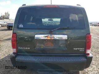 2010 Dodge Nitro SXT z VIN 1D4PT5GK2AW131913, wystawiony jako Copart lot #42711015 z przebiegiem 177 637 mil mil oraz Szkoda całkowita • Salvage title. Historia ofert i sprzedaży dostępna na DreamBid. Obrazek 6.