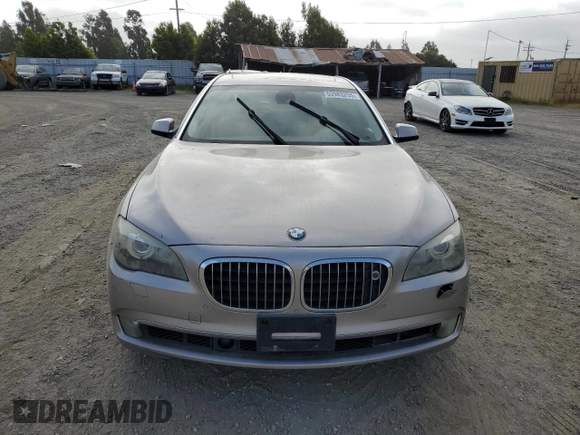 2009 BMW 7 Series 750Li with VIN WBAKB83519CY57123, listed as a Copart auction lot 53983255 with 155,802 mi miles and Salvage Title. Bid and sale history available at carsss.com. Image 5.