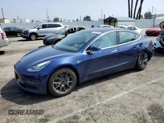2018 Tesla Model 3 Long Range Battery z VIN 5YJ3E1EB6JF096623, wystawiony jako Copart lot #60333215 z przebiegiem 50 427 mil mil oraz Szkoda całkowita • Salvage title. Historia ofert i sprzedaży dostępna na DreamBid. Obrazek 1.