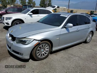 2009 BMW 3 Series 328i with VIN WBAPH57549NM32206, listed as a Copart auction lot 61993995 with 108,024 mi miles and Salvage title. Bid and sale history available at DreamBid. Image 1.
