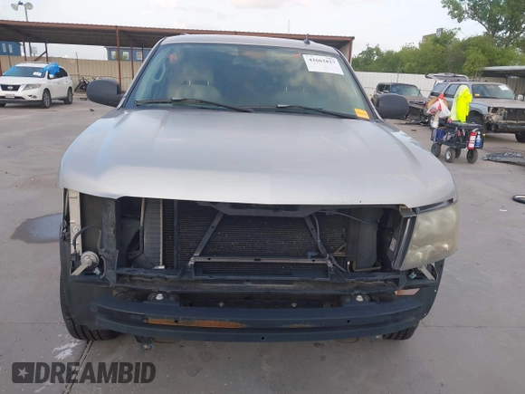 2008 Chevrolet Tahoe LS with VIN 1GNFC13C18R185820, listed as a IAAI auction lot 42662827 with 186,500 mi miles and . Bid and sale history available at DreamBid. Image 12.