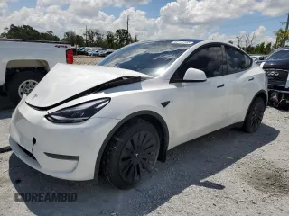 2024 Tesla Model Y Long Range с VIN 7SAYGDEE9RA281675, выставлен на аукционе Copart как лот 62113155 с пробегом 16 868 миль миль и Списание • Salvage title. История ставок и продаж доступна на DreamBid. Изображение 1.
