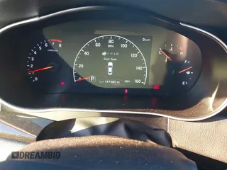 2016 Kia Cadenza Premium with VIN KNALN4D75G5207281, listed as a IAAI auction lot 41336339 with 147,385 mi miles. Bid and sale history available at carsss.com. Image 7.