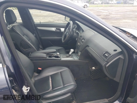 2008 Mercedes-Benz C 300 Sport with VIN WDDGF81X68F129656, listed as a IAAI auction lot 42528727 with 212,517 mi miles and . Bid and sale history available at DreamBid. Image 5.