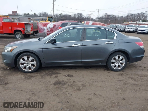 2010 Honda Accord EX z VIN 1HGCP3F79AA029668, wystawiony jako IAAI lot #41344318 z przebiegiem 106 937 mil mil oraz . Historia ofert i sprzedaży dostępna na DreamBid. Obrazek 14.