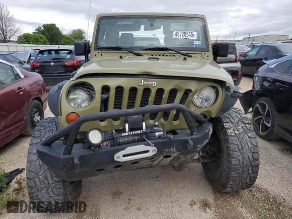 2013 Jeep Wrangler Rubicon z VIN 1C4HJWCG1DL574039, wystawiony jako Copart lot #48728645 z przebiegiem 116 537 mil mil oraz Szkoda całkowita • Salvage title. Historia ofert i sprzedaży dostępna na DreamBid. Obrazek 5.