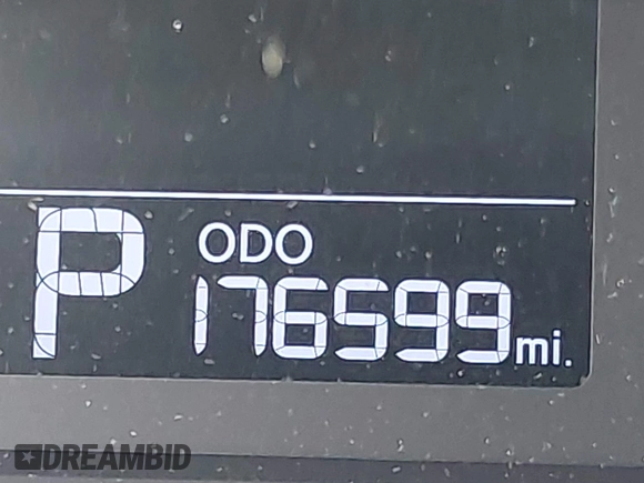 2015 Kia Forte LX with VIN KNAFX4A69F5427203, listed as a IAAI auction lot 41961590 with 176,599 mi miles. Bid and sale history available at carsss.com. Image 15.