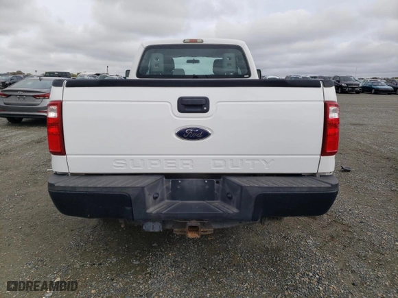 2015 Ford Super Duty F-250 SRW XLT with VIN 1FT7X2BT1FED59821, listed as a Copart auction lot 50061905 with 81,784 mi miles and Clean Title. Bid and sale history available at carsss.com. Image 6.