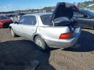 1990 Lexus LS z VIN JT8UF11E9L0025885, wystawiony jako IAAI lot #41330993 z przebiegiem 162 255 mil mil oraz . Historia ofert i sprzedaży dostępna na DreamBid. Obrazek 3.
