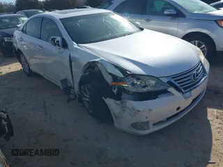 2012 Lexus ES 330 z VIN JTHBK1EG9C2484918, wystawiony jako IAAI lot #41600345 z przebiegiem 173 454 mil mil oraz . Historia ofert i sprzedaży dostępna na DreamBid. Obrazek 1.