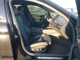 2018 BMW 5 Series 530i xDrive with VIN WBAJA7C58JWA72127, listed as a IAAI auction lot 41548417 with 80,680 mi miles. Bid and sale history available at carsss.com. Image 5.