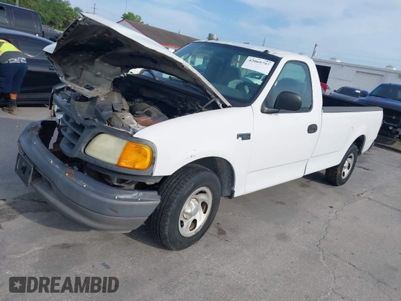 2004 Ford F-150 XL z VIN 2FTRF17254CA24554, wystawiony jako IAAI lot #42069797 z przebiegiem 278 572 mil mil oraz . Historia ofert i sprzedaży dostępna na DreamBid. Obrazek 17.