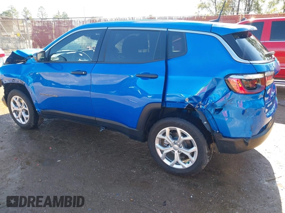 2024 Jeep Compass Sport с VIN 3C4NJDAN7RT139515, выставлен на аукционе IAAI как лот 40888483 с пробегом 7 253 миль миль и . История ставок и продаж доступна на DreamBid. Изображение 3.