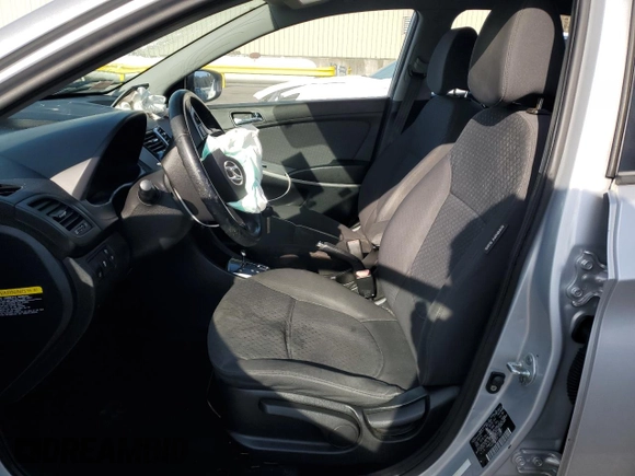 2012 Hyundai Accent SE z VIN KMHCU5AE2CU010532, wystawiony jako Copart lot #49165705 z przebiegiem Nie podano mil oraz Szkoda całkowita • Salvage title. Historia ofert i sprzedaży dostępna na DreamBid. Obrazek 7.