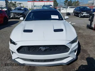 2018 Ford Mustang EcoBoost with VIN 1FA6P8TH3J5129155, listed as a IAAI auction lot 41809077 with 39,680 mi miles and . Bid and sale history available at carsss.com. Image 12.