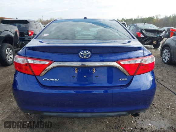 2015 Toyota Camry XLE with VIN 4T1BF1FK3FU979368, listed as a IAAI auction lot 41901153 with 122,153 mi miles and . Bid and sale history available at DreamBid. Image 16.