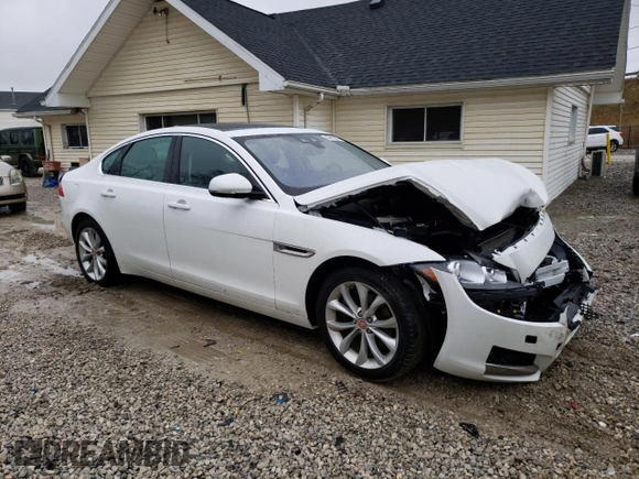 2018 Jaguar XF 25t Premium with VIN SAJBJ4FX7JCY69293, listed as a Copart auction lot 45452543 with 27,380 mi miles. Bid and sale history available at carsss.com. Image 4.
