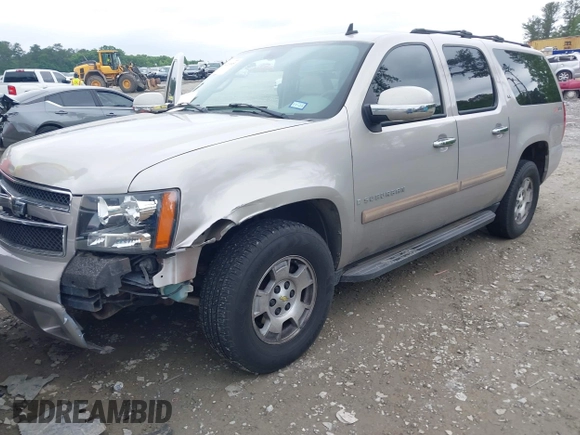 2007 Chevrolet Suburban LS with VIN 1GNFC16J97R179742, listed as a IAAI auction lot 42223885 with 182,718 mi miles and . Bid and sale history available at DreamBid. Image 2.