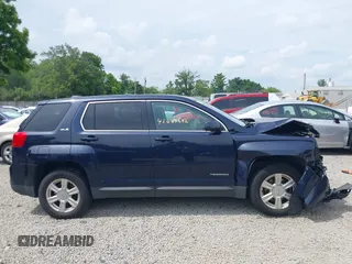2015 GMC Terrain SLE z VIN 2GKALMEK2F6405326, wystawiony jako IAAI lot #42663692 z przebiegiem 105 268 mil mil oraz . Historia ofert i sprzedaży dostępna na DreamBid. Obrazek 14.