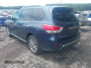 2015 Nissan Pathfinder S with VIN 5N1AR2MN1FC718882, listed as a IAAI auction lot 42545874 with 157,198 mi miles and . Bid and sale history available at DreamBid. Image 3.