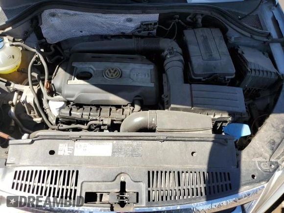 2010 Volkswagen Tiguan S with VIN WVGAV7AX7AW531751, listed as a Copart auction lot 44072965 with 141,838 mi miles and Clean title. Bid and sale history available at DreamBid. Image 11.