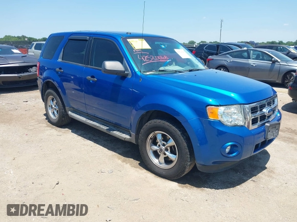 2012 Ford Escape XLT z VIN 1FMCU0DG4CKB32580, wystawiony jako IAAI lot #42520068 z przebiegiem 206 135 mil mil oraz . Historia ofert i sprzedaży dostępna na DreamBid. Obrazek 1.