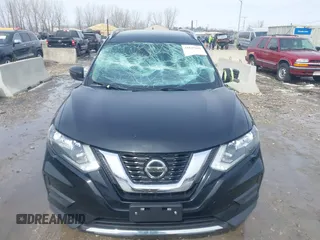 2019 Nissan Rogue SV with VIN 5N1AT2MV7KC811028, listed as a IAAI auction lot 41847182 with 48,745 mi miles. Bid and sale history available at carsss.com. Image 6.