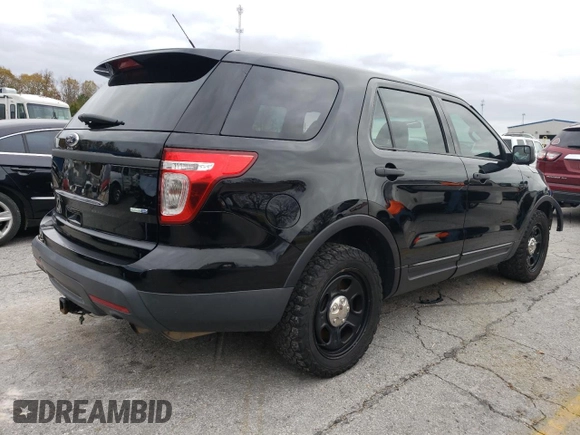 2015 Ford Utility Police Interceptor with VIN 1FM5K8AR6FGB13796, listed as a Copart auction lot 77869864 with 157,449 mi miles and Salvage Title. Bid and sale history available at carsss.com. Image 3.