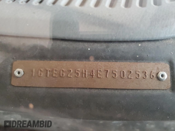 1984 GMC Van z VIN 1GTEG25H4E7502536, wystawiony jako Copart lot #47927325 z przebiegiem 221 722 mil mil oraz Szkody całkowita. Historia ofert i sprzedaży dostępna na DreamBid. Obrazek 15.