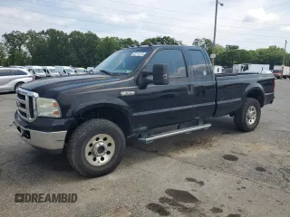 2006 Ford F-250 XL with VIN 1FTSX21556ED55204, listed as a Copart auction lot 62774135 with 266,214 mi miles and Clean title. Bid and sale history available at DreamBid. Image 1.