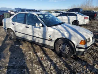 1995 BMW 3 Series 325i with VIN WBACB4326SFM22346, listed as a Copart auction lot 79960304 with 71,071 mi miles and Salvage Title. Bid and sale history available at carsss.com. Image 4.