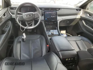 2024 Jeep Grand Cherokee Limited z VIN 1C4RJKBG2R8557615, wystawiony jako Copart lot #59046345 z przebiegiem 19 454 mil mil oraz Szkoda całkowita • Salvage title. Historia ofert i sprzedaży dostępna na DreamBid. Obrazek 8.