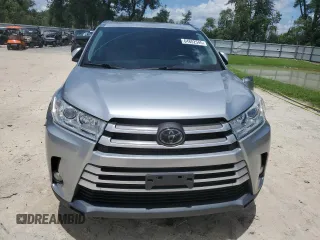 2018 Toyota Highlander SE with VIN 5TDKZRFH2JS264593, listed as a Copart auction lot 64802545 with 87,579 mi miles and Salvage title. Bid and sale history available at DreamBid. Image 5.