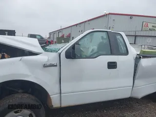 2008 Ford F-150 XL z VIN 1FTRF12W68KE70627, wystawiony jako IAAI lot #41448219 z przebiegiem Nie podano mil oraz . Historia ofert i sprzedaży dostępna na DreamBid. Obrazek 13.