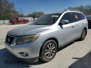2013 Nissan Pathfinder S with VIN 5N1AR2MN0DC646408, listed as a Copart auction lot 48975035 with 184,133 mi miles and Clean Title. Bid and sale history available at carsss.com. Image 1.