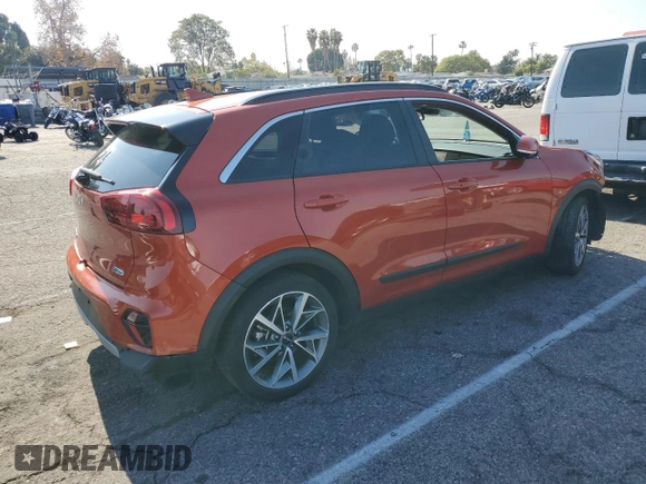 2022 Kia Niro Touring SE with VIN KNDCC3LC9N5545815, listed as a Copart auction lot 42260825 with 50,617 mi miles and Salvage Title. Bid and sale history available at carsss.com. Image 3.