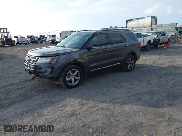 2017 Ford Explorer XLT with VIN 1FM5K8D86HGD43053, listed as a IAAI auction lot 41637631 with 72,449 mi miles and . Bid and sale history available at carsss.com. Image 2.