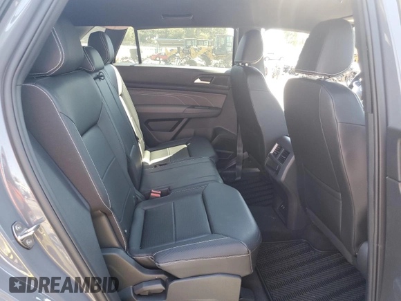 2023 Volkswagen Atlas SE with VIN 1V2WC2CA3PC226946, listed as a Copart auction lot 70226934 with 11,529 mi miles and Salvage title. Bid and sale history available at DreamBid. Image 11.