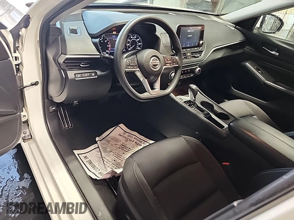2020 Nissan Altima S z VIN 1N4BL4BV1LC230252, wystawiony jako IAAI lot #42547649 z przebiegiem 158 643 mil mil oraz . Historia ofert i sprzedaży dostępna na DreamBid. Obrazek 14.
