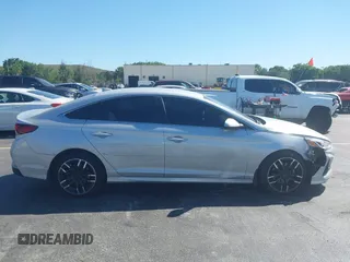 2019 Hyundai Sonata SE with VIN 5NPE24AF3KH810903, listed as a IAAI auction lot 41831371 with 68,317 mi miles and . Bid and sale history available at carsss.com. Image 13.