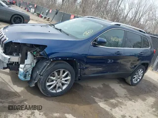 2018 Jeep Cherokee Limited with VIN 1C4PJMDB5JD562002, listed as a IAAI auction lot 41806090 with 116,706 mi miles. Bid and sale history available at carsss.com. Image 15.