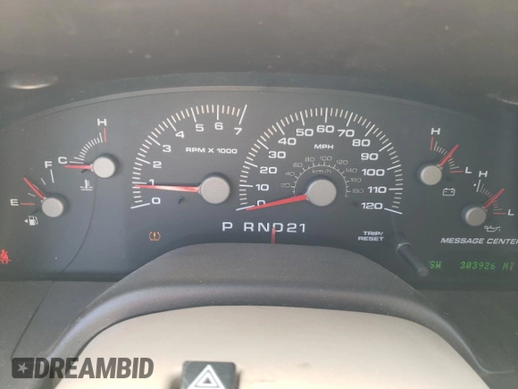 2004 Ford Expedition Eddie Bauer with VIN 1FMFU17LX4LB80110, listed as a Copart auction lot 48912965 with 303,926 mi miles and Salvage title. Bid and sale history available at DreamBid. Image 9.