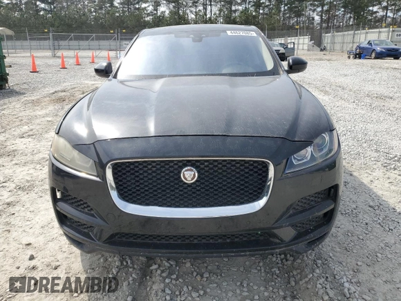 2020 Jaguar F-Pace 30t Prestige z VIN SADCK2GX9LA632858, wystawiony jako Copart lot #44627085 z przebiegiem 60 173 mil mil oraz Szkody całkowita. Historia ofert i sprzedaży dostępna na DreamBid. Obrazek 5.