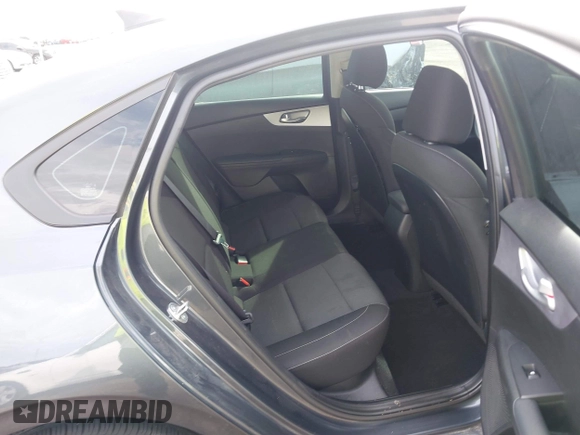 2024 Kia Forte LXS with VIN 3KPF24AD9RE709771, listed as a IAAI auction lot 41351206 with 8,009 mi miles and . Bid and sale history available at DreamBid. Image 8.