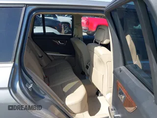 2012 Mercedes-Benz GLK GLK 350 with VIN WDCGG5GB5CF777865, listed as a IAAI auction lot 41882324 with 133,385 mi miles. Bid and sale history available at carsss.com. Image 8.