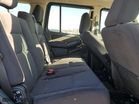2010 Ford Explorer XLT with VIN 1FMEU7DE5AUB02425, listed as a Copart auction lot 47920365 with 118,033 mi miles and Salvage Title. Bid and sale history available at carsss.com. Image 11.