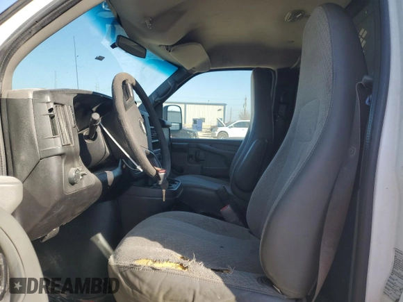 2011 Chevrolet Express Cargo Van with VIN 1GCWGGBA4B1155880, listed as a Copart auction lot 46640635 with 206,187 mi miles and Salvage Title. Bid and sale history available at carsss.com. Image 7.