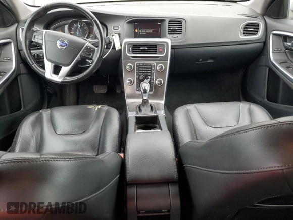 2016 Volvo V60 T5 Drive-E Premier with VIN YV140MEK5G1290897, listed as a Copart auction lot 56421405 with 165,600 mi miles and Clean Title. Bid and sale history available at DreamBid. Image 8.
