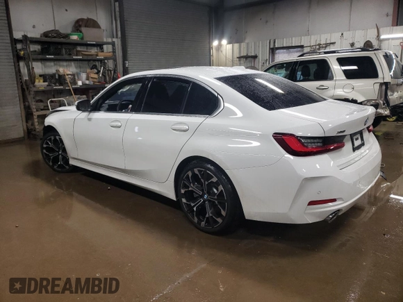 2025 BMW 3 Series 330i xDrive with VIN 3MW89CW03S8F01021, listed as a Copart auction lot 42981935 with 1,965 mi miles and Salvage Title. Bid and sale history available at carsss.com. Image 2.